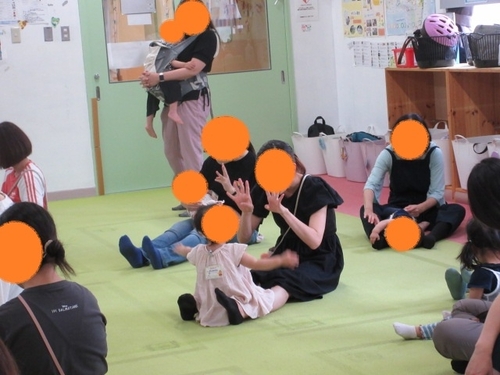 えいごdeリトミック1.jpg