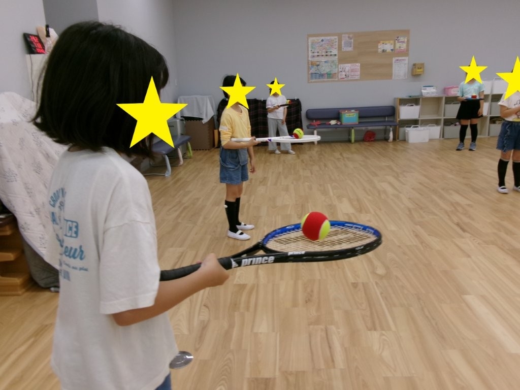 5月キッズテニス教室HP画像1.jpg